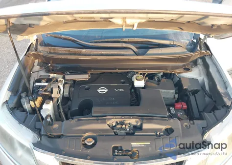 2014 Nissan Pathfinder Platinum/S/Sl/Sv z USA, uszkodzony, nr VIN 5N1AR2MN0ECU09831